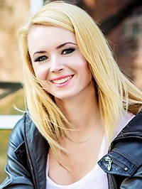 Ukrainian single Marina from Poltava, Ukraine