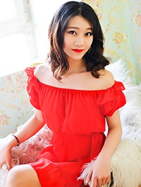 Asian single Yang (Queena) from Tongling, China