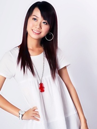 Asian single Xiayi from Lingdong, China