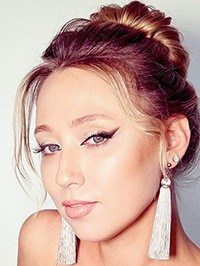Ukrainian single Oksana from Poltava, Ukraine