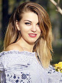 Ukrainian single Galina from Mariupol, Ukraine