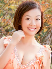 Asian single Shi from Nanchang, China