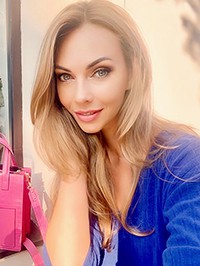 Ukrainian single Anna from Dniprodzerzhyns`k, Ukraine