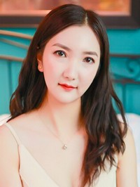 Asian woman Fang from Anda, China