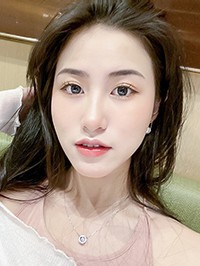 Asian woman Yue from Zijin, China