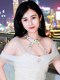 Asian single Xinyu (Yu) from Shanghai, China