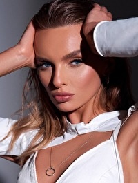 Ukrainian single Anastasia from Chernivtsi, Ukraine
