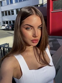 Ukrainian single Varvara from Cologne, Germany